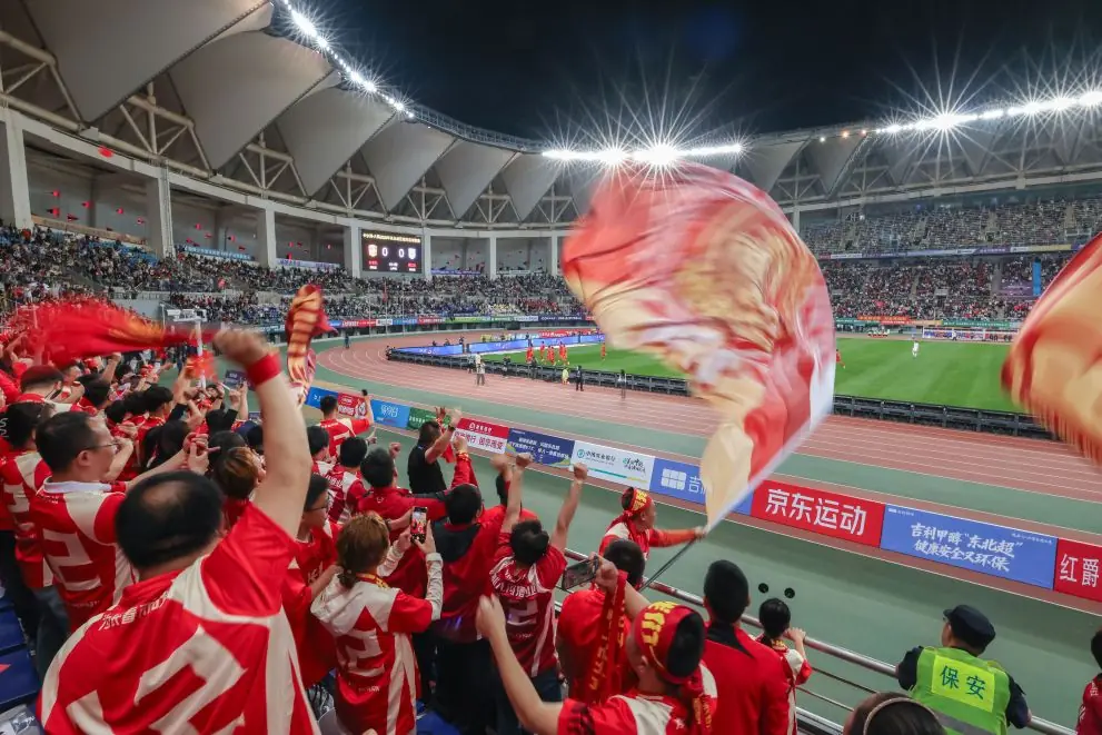 追光丨外有世界杯 家有“东北超”