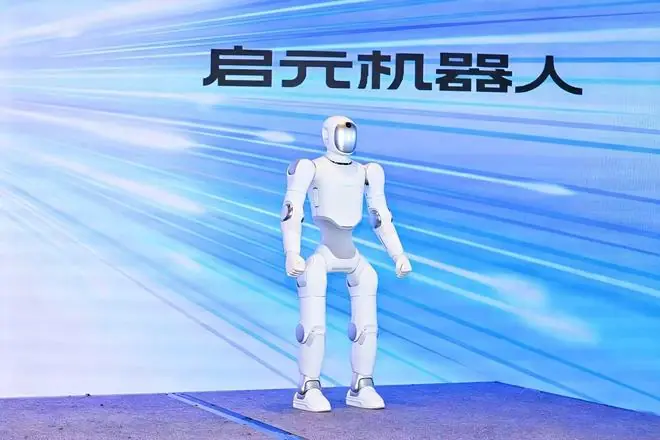 上纬新材CEO田华首次公开发声：我们为什么押注个人机器人？