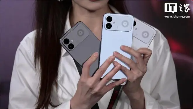 小米REDMI K90至尊版手机发布，首销到手价2799元起