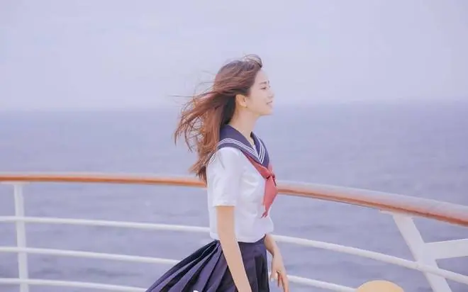 互有好感的男女，会有的4个表现，一眼就看出来了