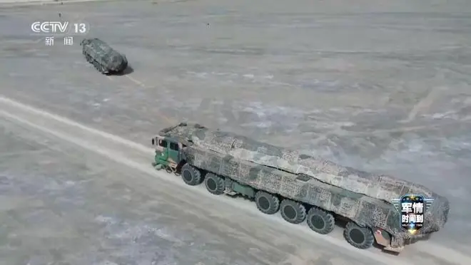 军情时间到丨东风-17实战演练细节公开 专家详解三大亮点