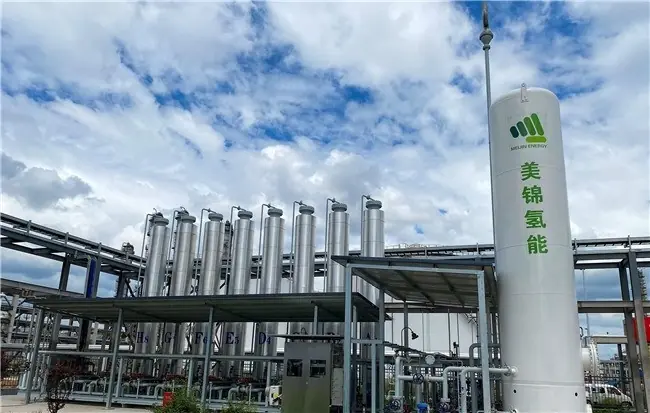 美锦能源以氢能重卡智驾实践响应人工智能+交通运输行动方案
