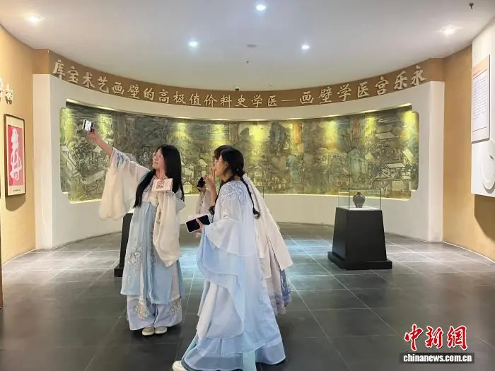 “博物馆奇妙夜”:灯下问药 帐中听史