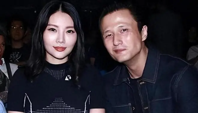 刚结婚就离婚?这次老夫少妻的残酷,在尹子维身上展现的淋漓尽致