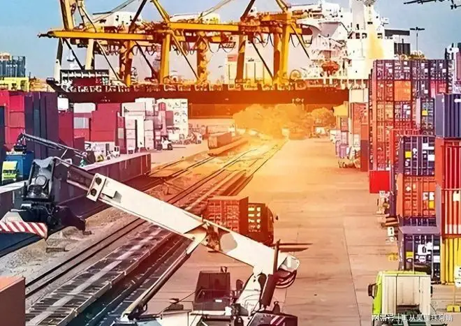 高市没料到，刚宣布对华销售腰斩，中方就换了打法，直指日企七寸
