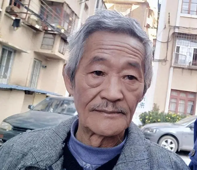 突传噩耗!陈翔六点半“妹爷”去世,享年82岁,最后露面瘦脱相