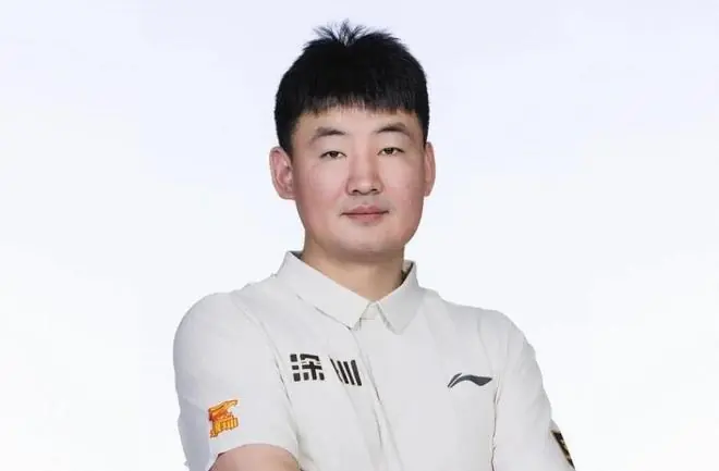 媒体人：顾全将接替郑永刚，担任深圳主教练