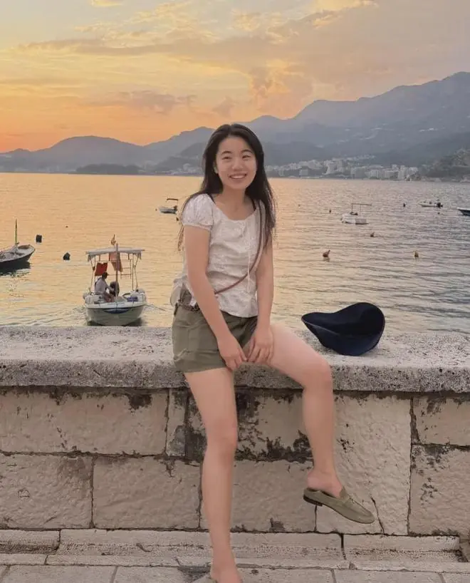中国人民大学:蒋方舟硕士论文存在不规范问题,未发现学术不端,暂停其导师招生资格一年