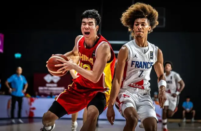 U17世界杯：中国男篮狂输法国26分无缘八强 刘玄昱20+7张子一7中7