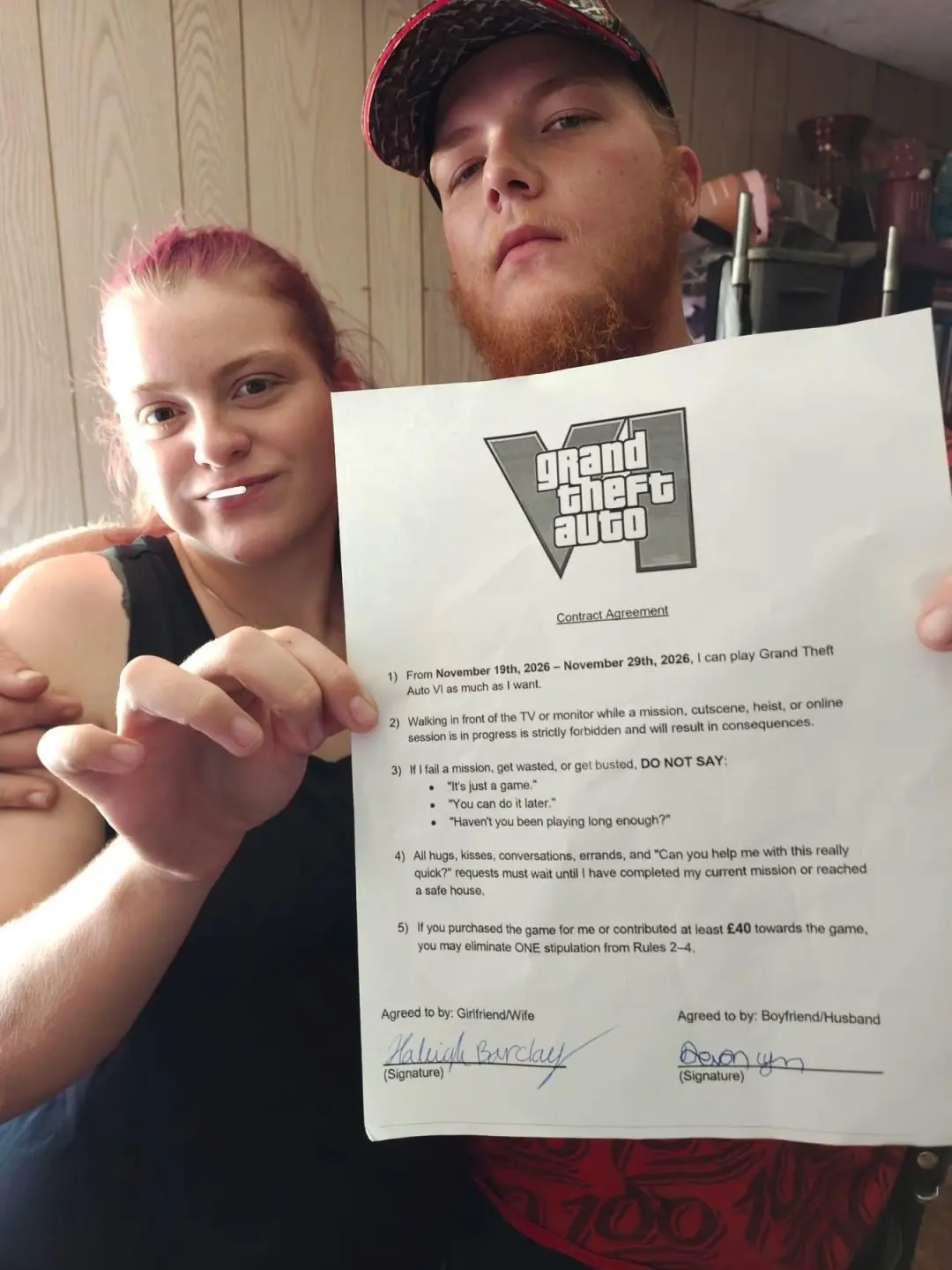 情侣签署GTA6发售周协议:幽默约定保障游戏沉浸体验