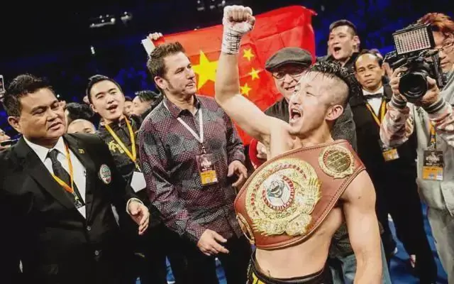 7年亏完2亿!冉莹颖的上进心,害苦了邹市明