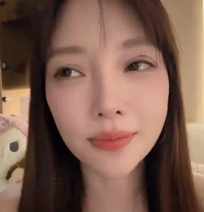 后悔了?离婚6年,李小璐深夜坦言悔不当初:当初恋爱脑 连累女儿