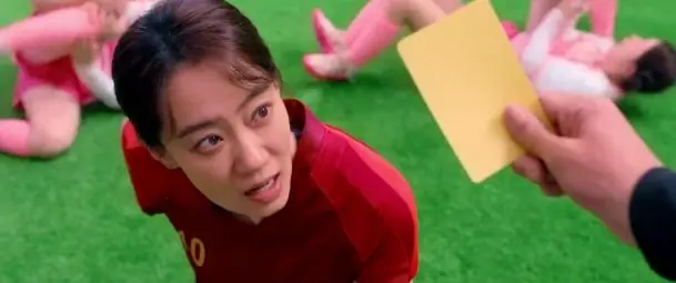 《功夫女足》:情怀救不了过时的周星驰