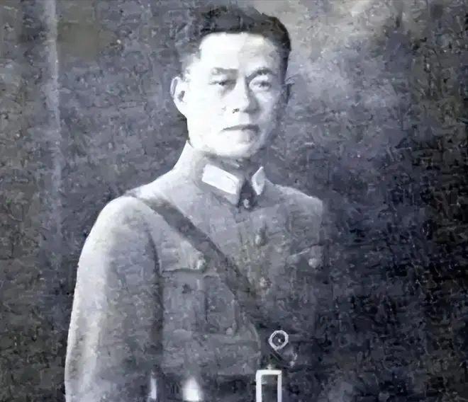 1978年,邱清泉之子邱国渭,以蚂蚁搬家方式将全家送往美国