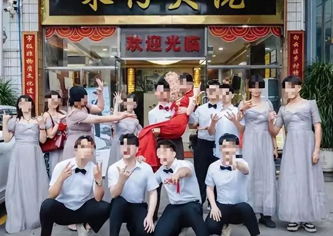 反转！广东新娘和堂姐互撕最新后续：堂姐曝完整经过，拉黑不原谅